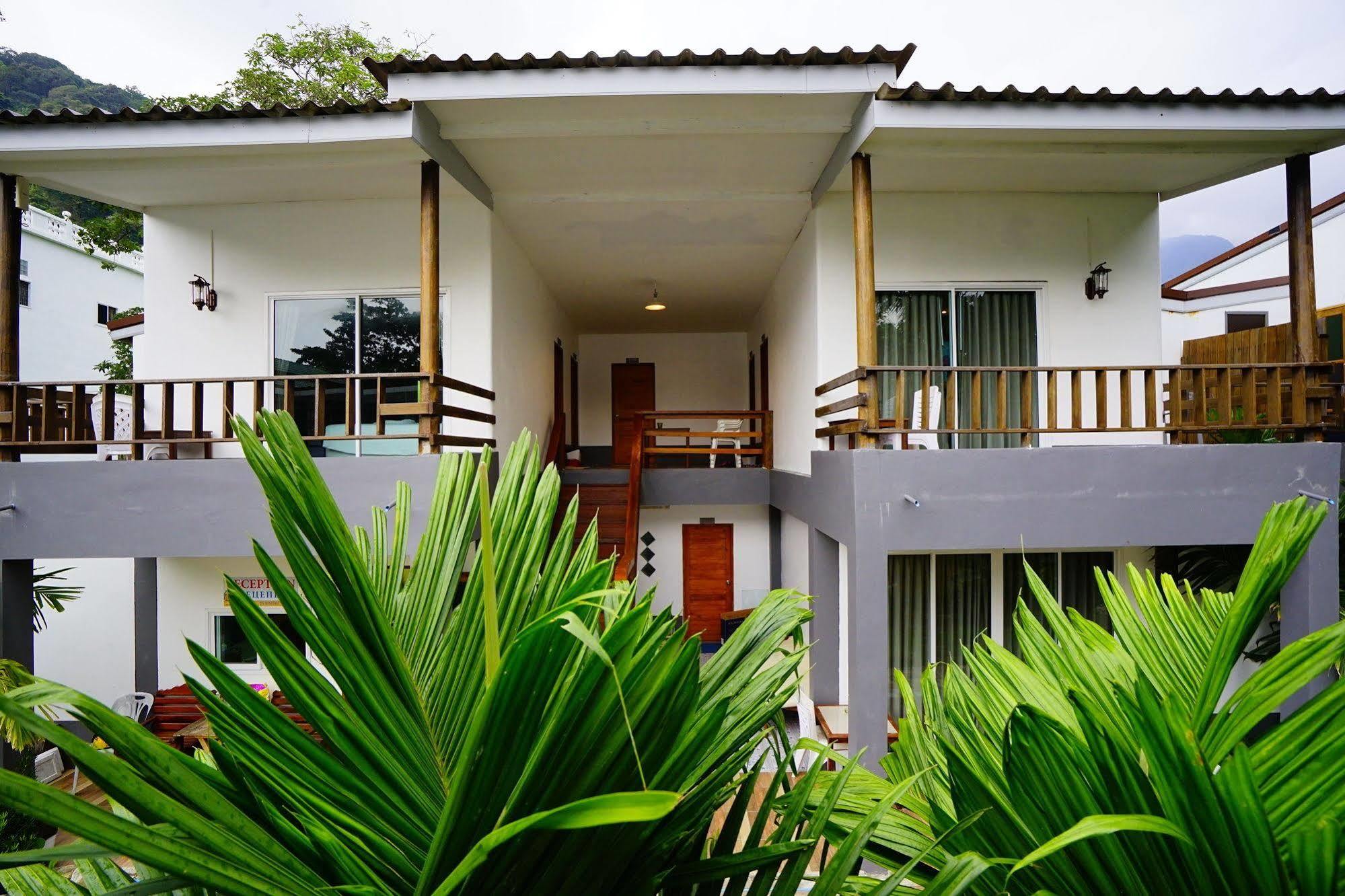 Apple Beachfront Resort Trat Eksteriør billede