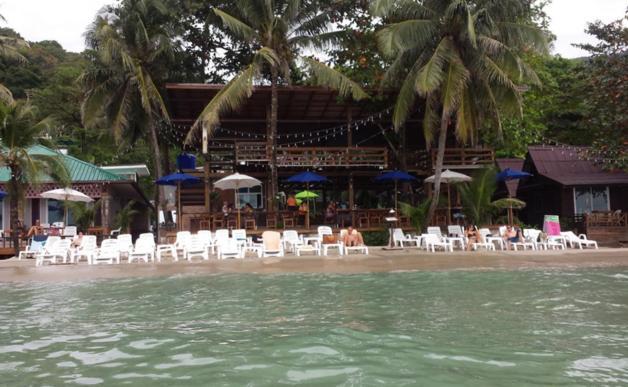 Apple Beachfront Resort Trat Eksteriør billede