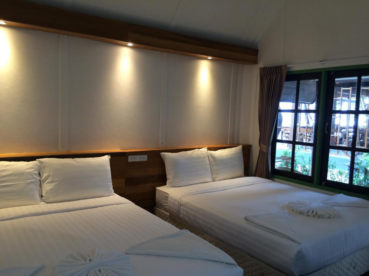 Apple Beachfront Resort Trat Eksteriør billede